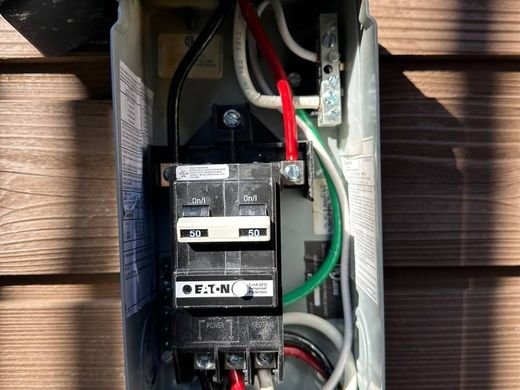 Hot tub disconnect with a 50 amp GFCI breaker